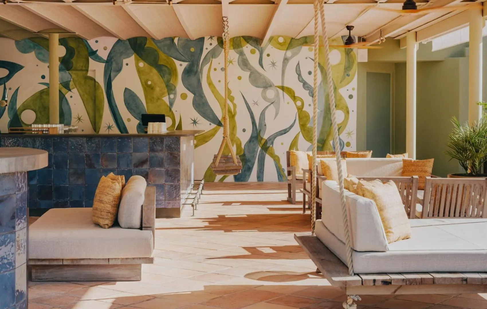 Mondrian Ibiza Hotel Cala Llonga  5*, Cala Llonga (Ibiza)