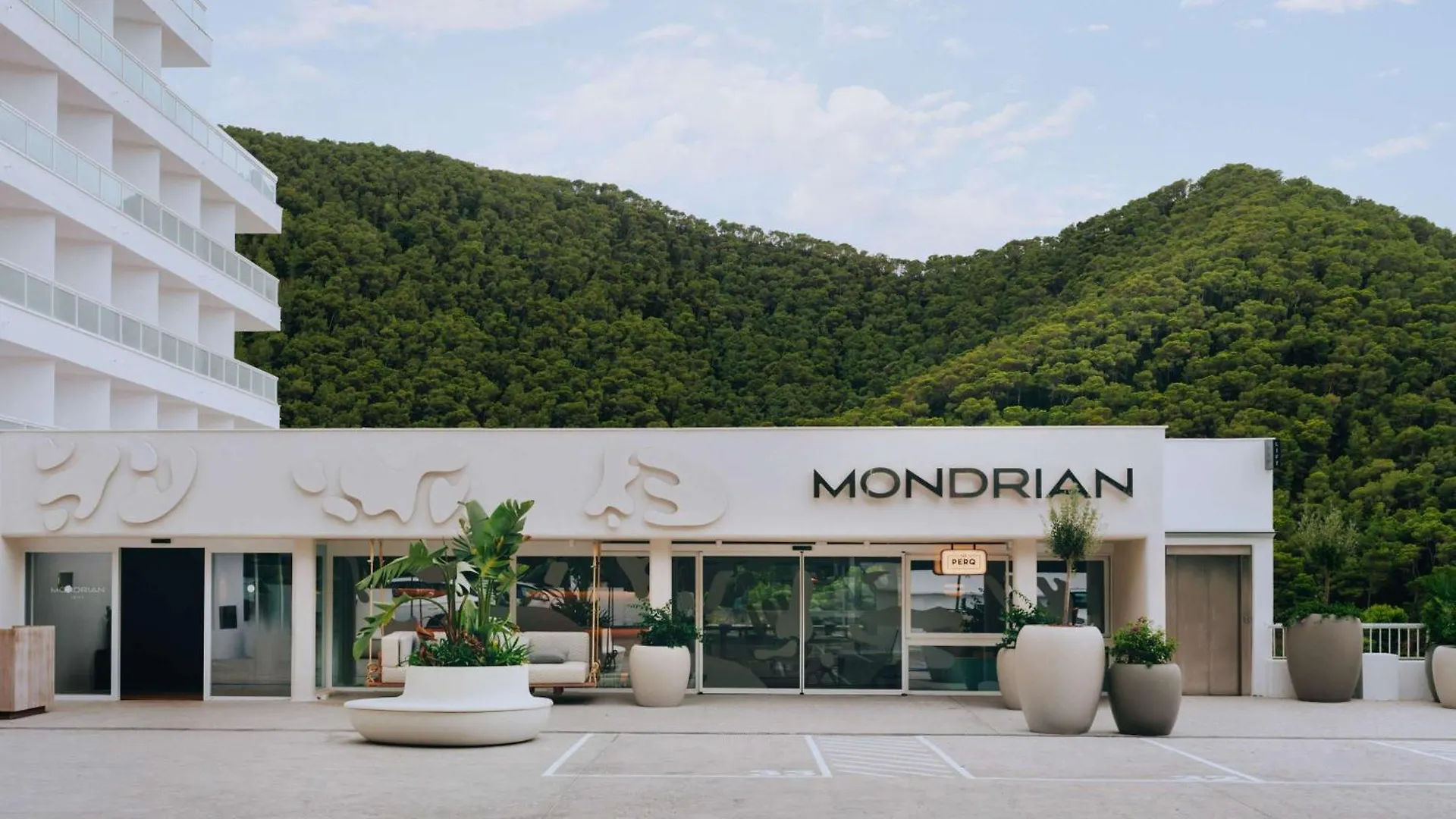 Mondrian Ibiza Hotel Cala Llonga