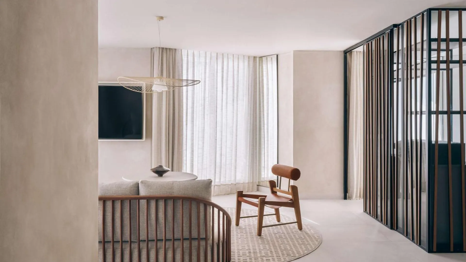 Mondrian Ibiza Hotel Cala Llonga  5*, Cala Llonga (Ibiza)