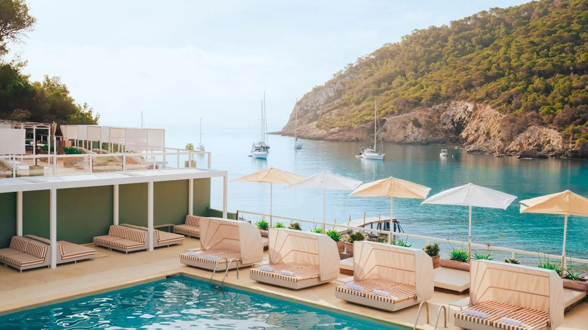 卡拉隆加 Mondrian Ibiza酒店