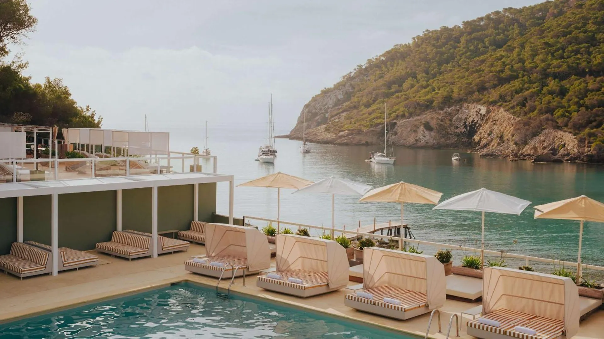 Mondrian Ibiza Hotel Cala Llonga